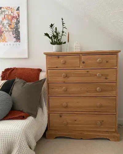 Natural Pine Chest of Drawers Natural Pine Chest of Drawers